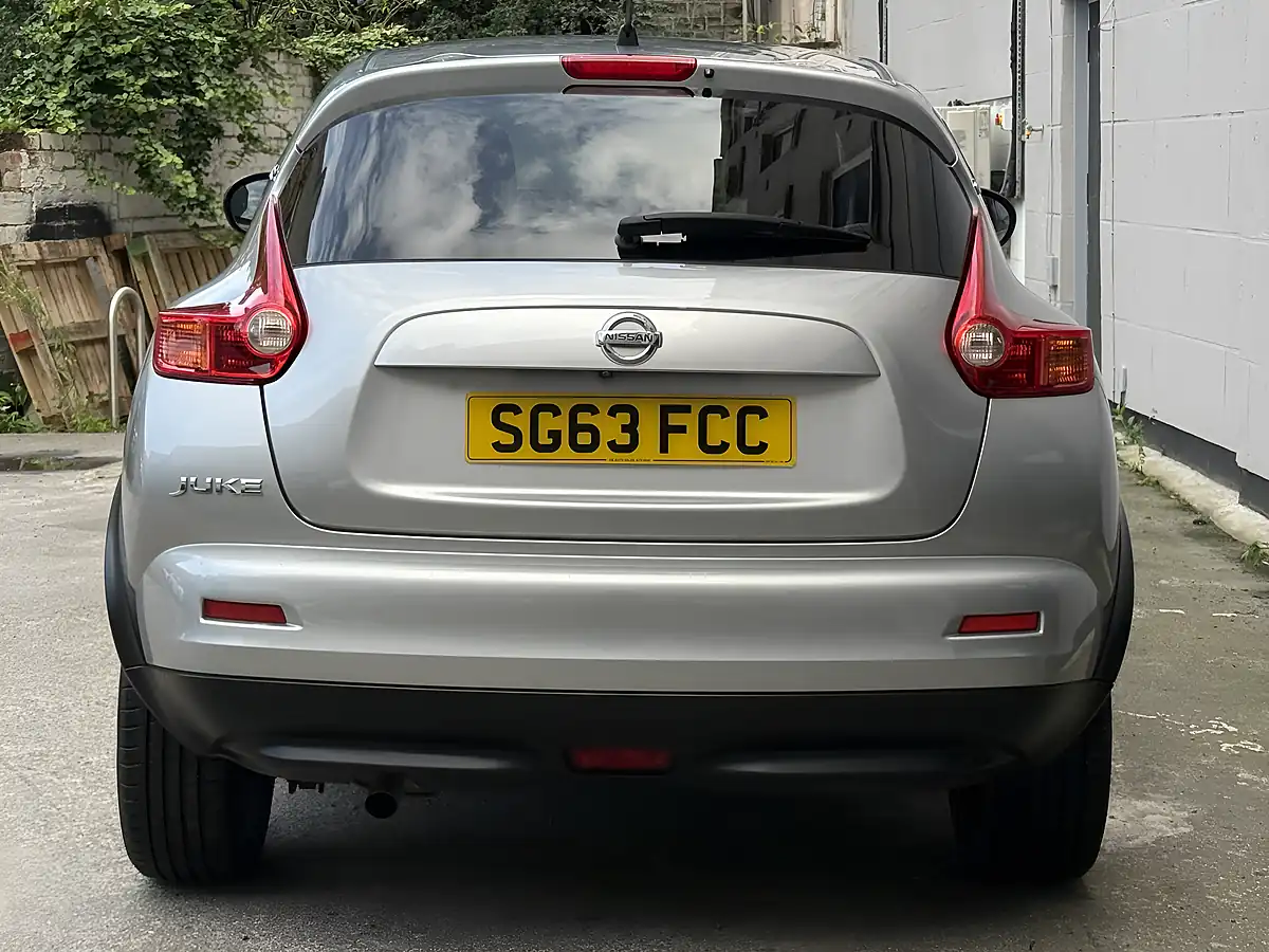 Used 2013 Nissan Juke N-Tec Silver - Interior and Exterior details 8