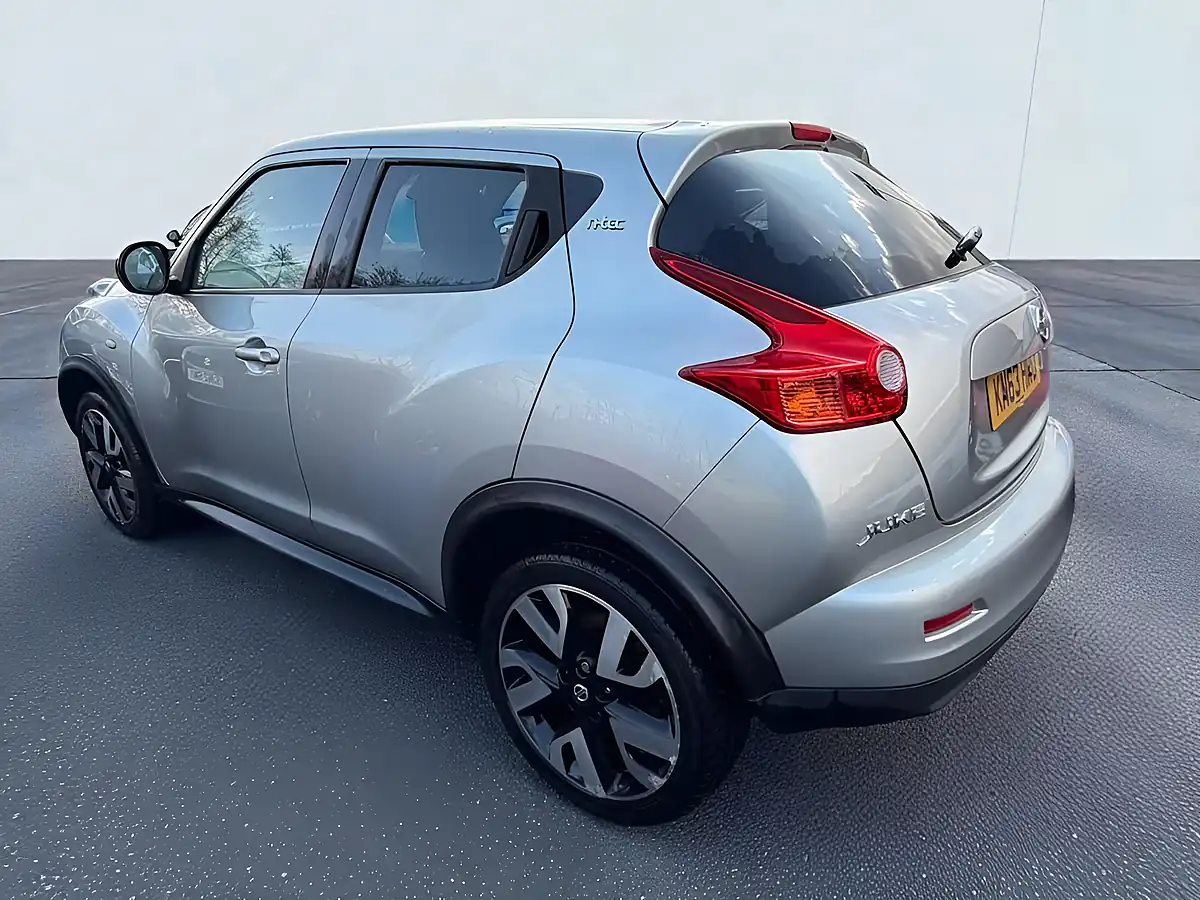 Used 2013 Nissan Juke N-Tec Silver - Interior and Exterior details 7