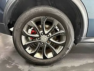 Used 2013 Nissan Juke Tekna Blue - Interior and Exterior details 17