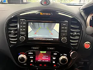 Used 2013 Nissan Juke Tekna Blue - Interior and Exterior details 18