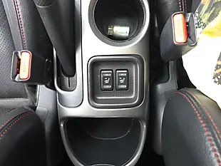 Used 2013 Nissan Juke Tekna Grey - Interior and Exterior details 11