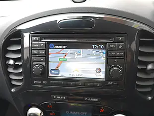Used 2013 Nissan Juke Tekna Grey - Interior and Exterior details 12