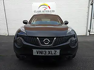 Used 2013 Nissan Juke Tekna Orange - Interior and Exterior details 14