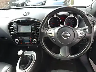 Used 2013 Nissan Juke Tekna Orange - Interior and Exterior details 19