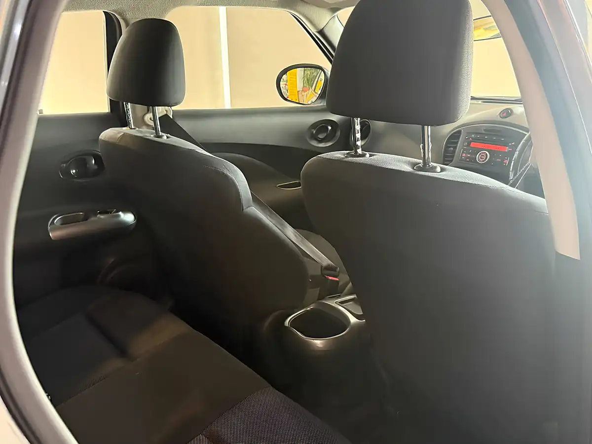 Used 2013 Nissan Juke Visia Grey - Interior and Exterior details 13