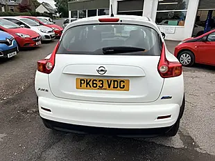 Used 2013 Nissan Juke Visia Solid White - Interior and Exterior details 7