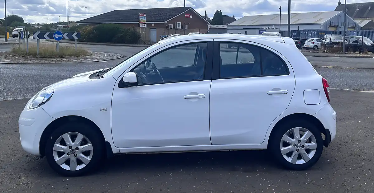 Used 2013 Nissan Micra Acenta White - Interior and Exterior details 4