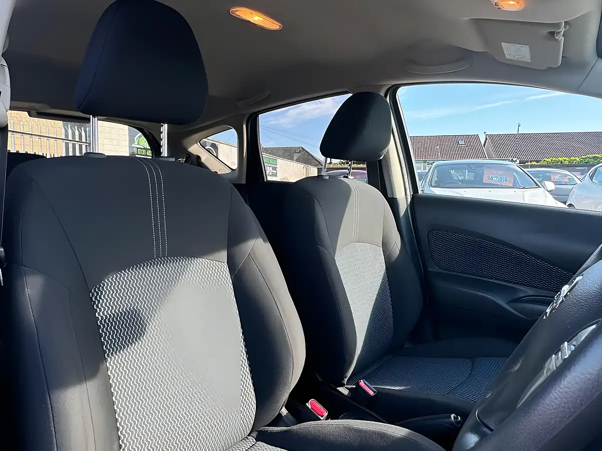 Used 2013 Nissan Note Acenta Premium Grey - Interior and Exterior details 8