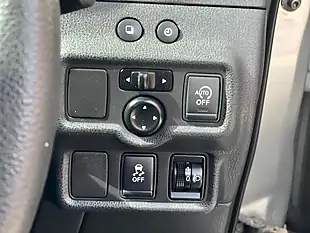 Used 2013 Nissan Note Acenta Silver - Interior and Exterior details 15