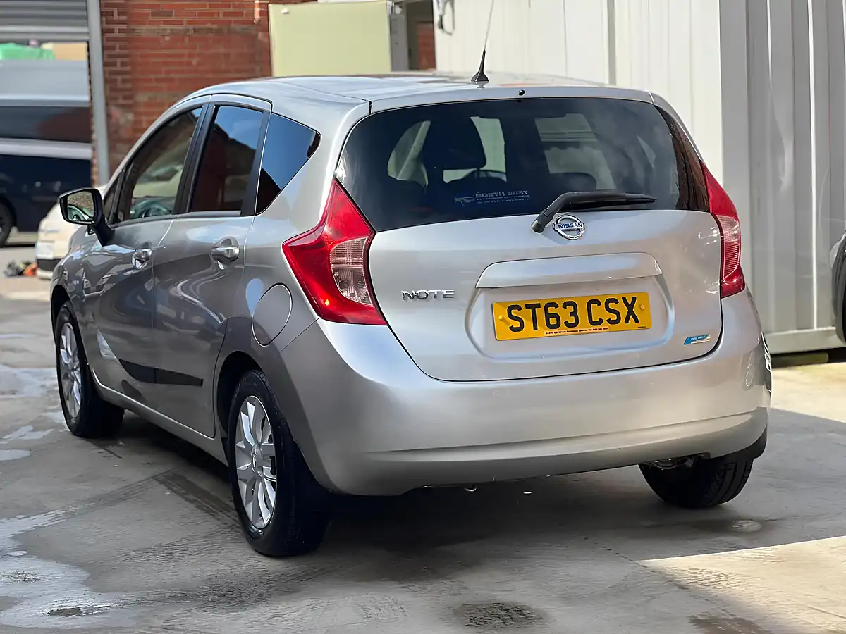Used 2013 Nissan Note Acenta Silver - Interior and Exterior details 4