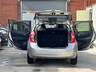 Used 2013 Nissan Note Acenta Silver - Interior and Exterior details 7