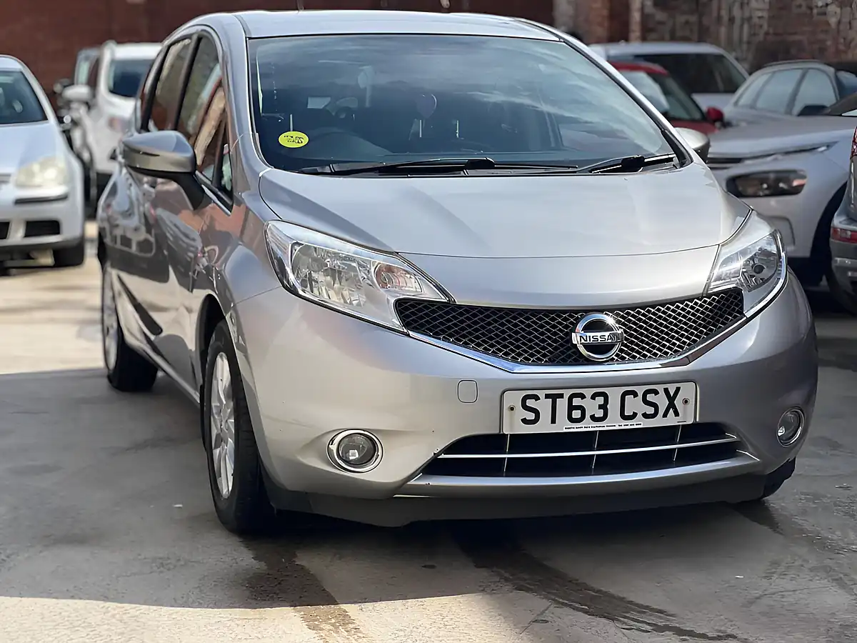 Used 2013 Nissan Note Acenta Silver - Front View