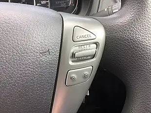Used 2013 Nissan Note Acenta White - Interior and Exterior details 10
