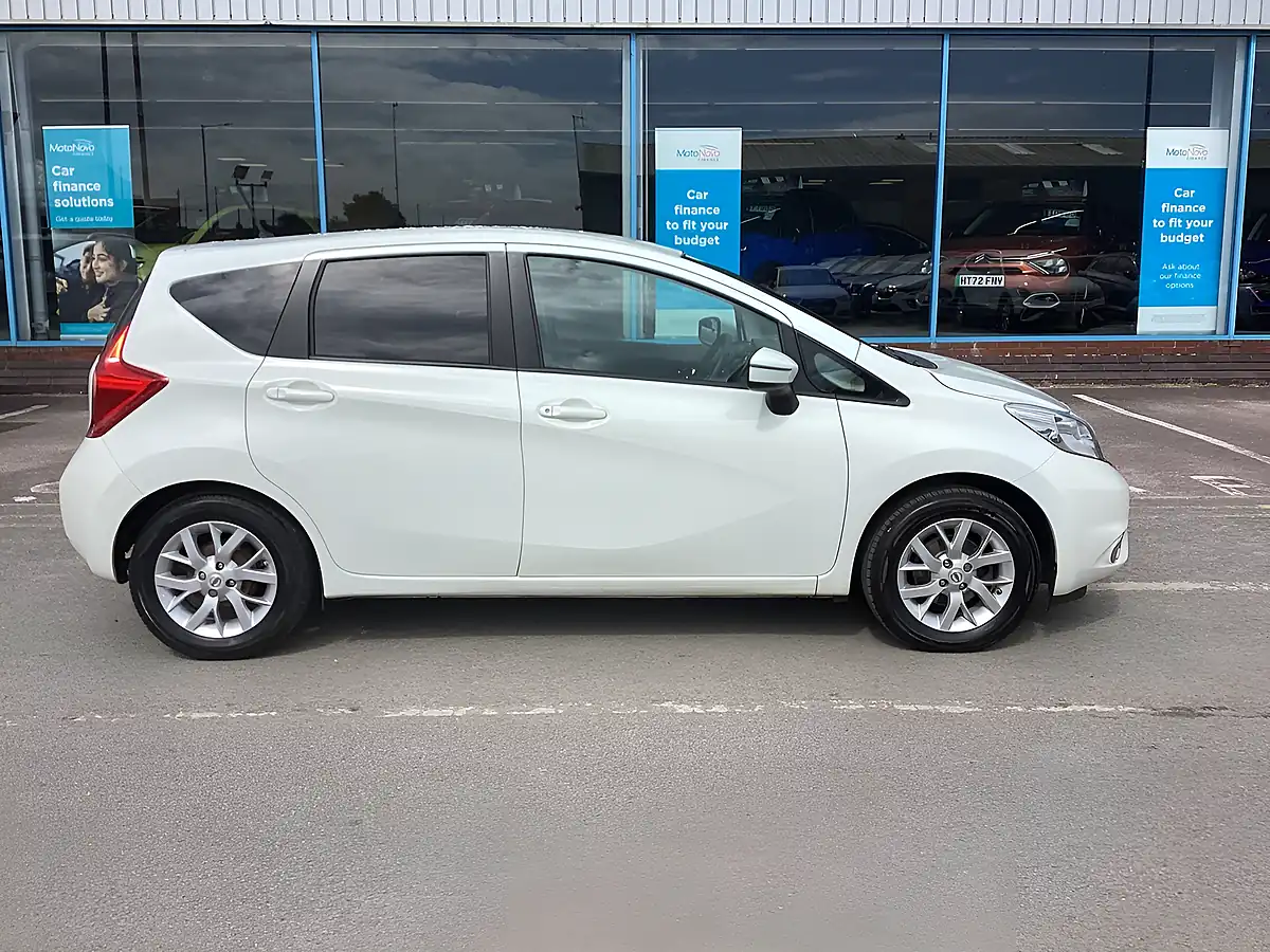 Used 2013 Nissan Note Acenta White - Interior and Exterior details 15