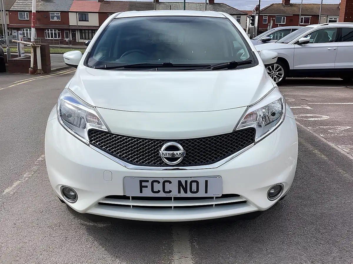 Used 2013 Nissan Note Acenta White - Interior and Exterior details 2