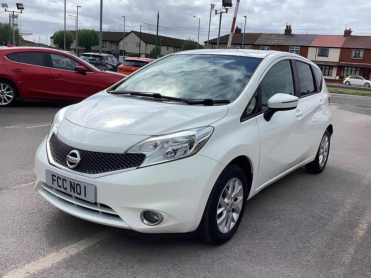 Used 2013 Nissan Note Acenta White - Interior and Exterior details 9