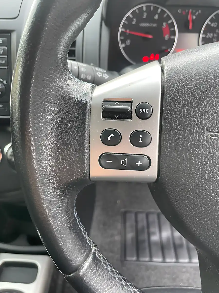 Used 2013 Nissan Note N-Tec+ Blue - Interior and Exterior details 13