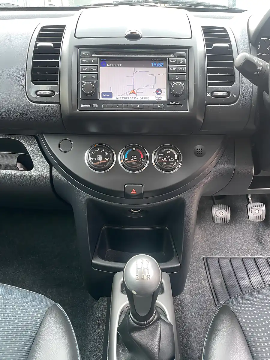 Used 2013 Nissan Note N-Tec+ Blue - Interior and Exterior details 17