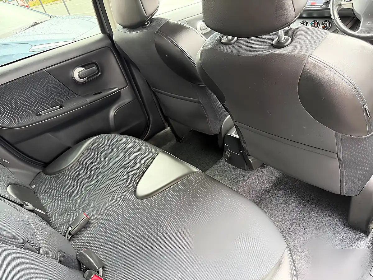 Used 2013 Nissan Note N-Tec+ Grey - Interior and Exterior details 19