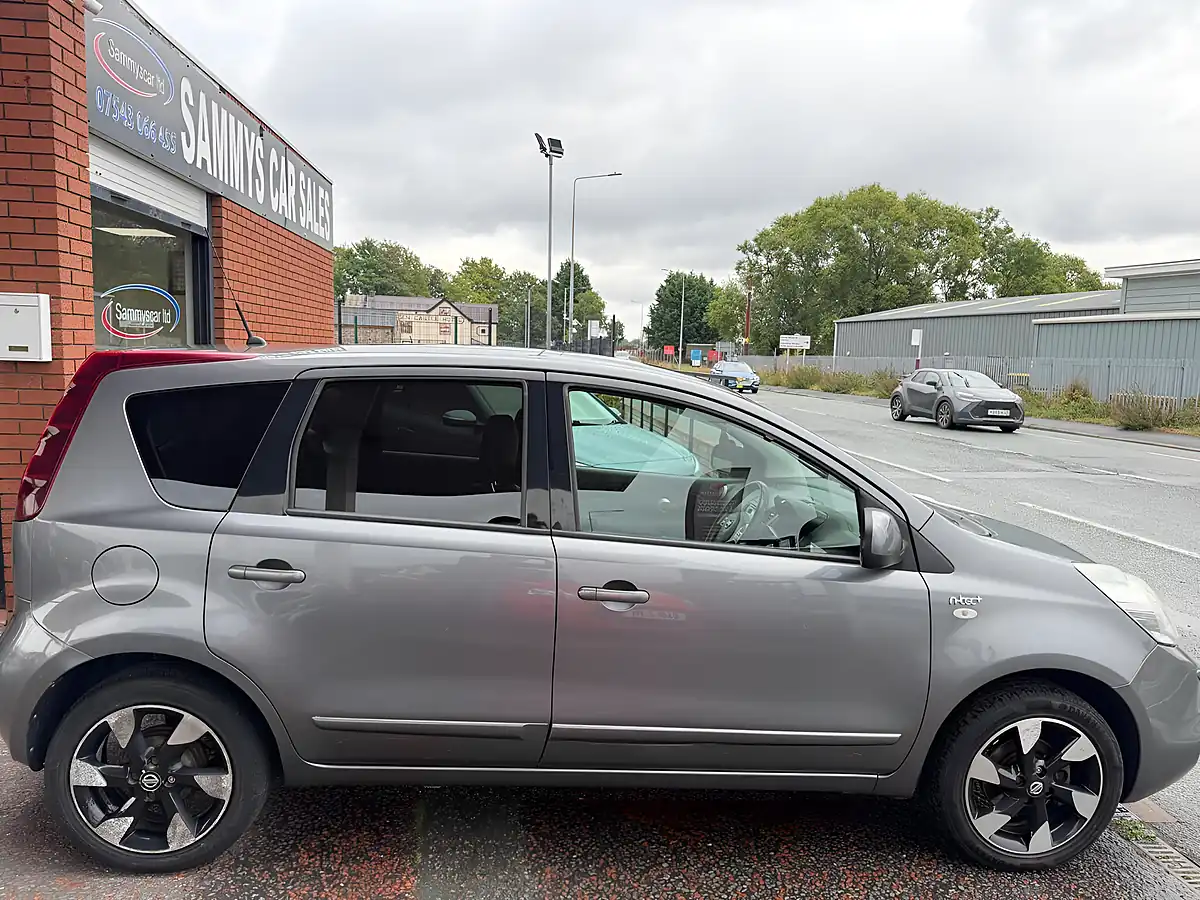 Used 2013 Nissan Note N-Tec+ Grey - Interior and Exterior details 7