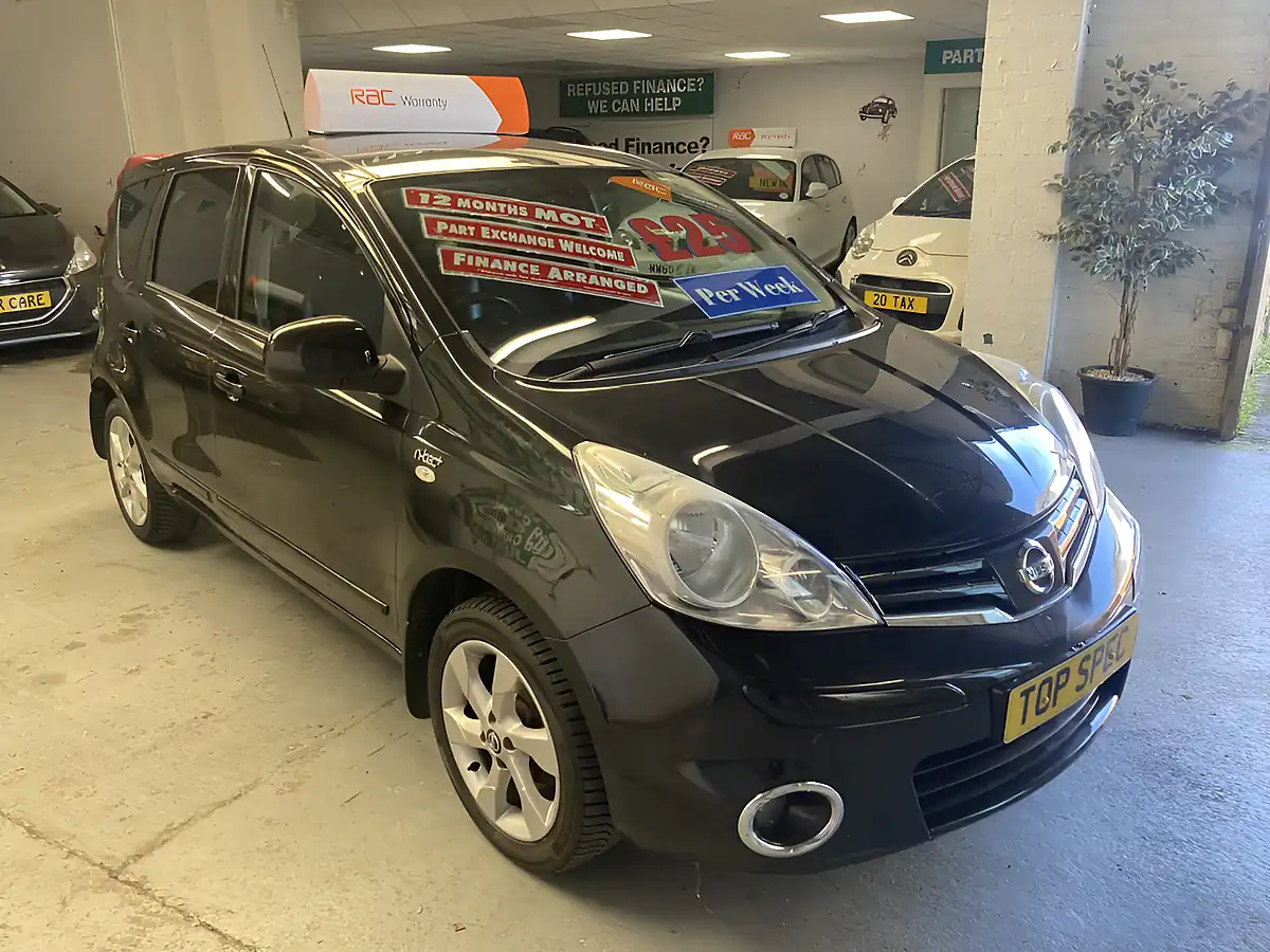 Used 2013 Nissan Note N-Tec Plus Black - Front View