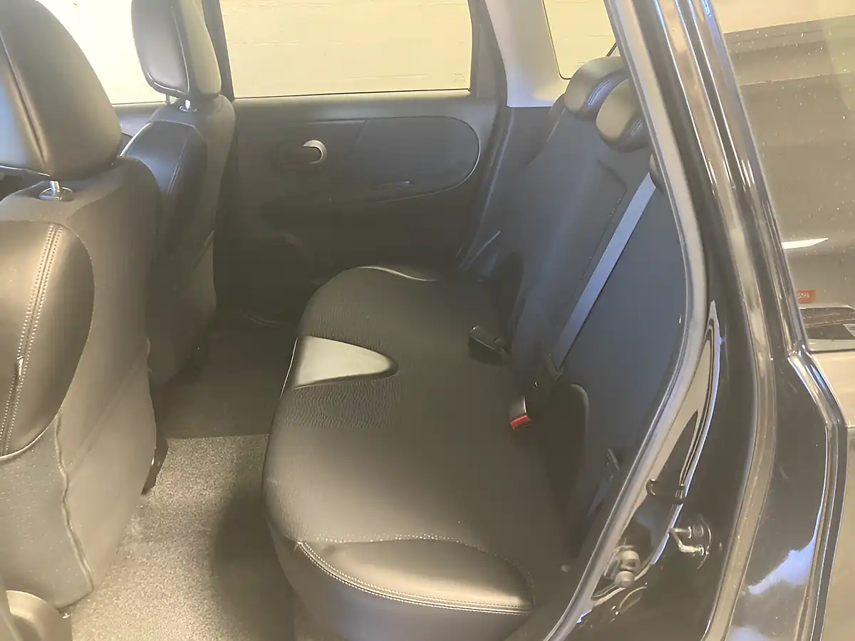 Used 2013 Nissan Note N-Tec Plus Black - Interior and Exterior details 19