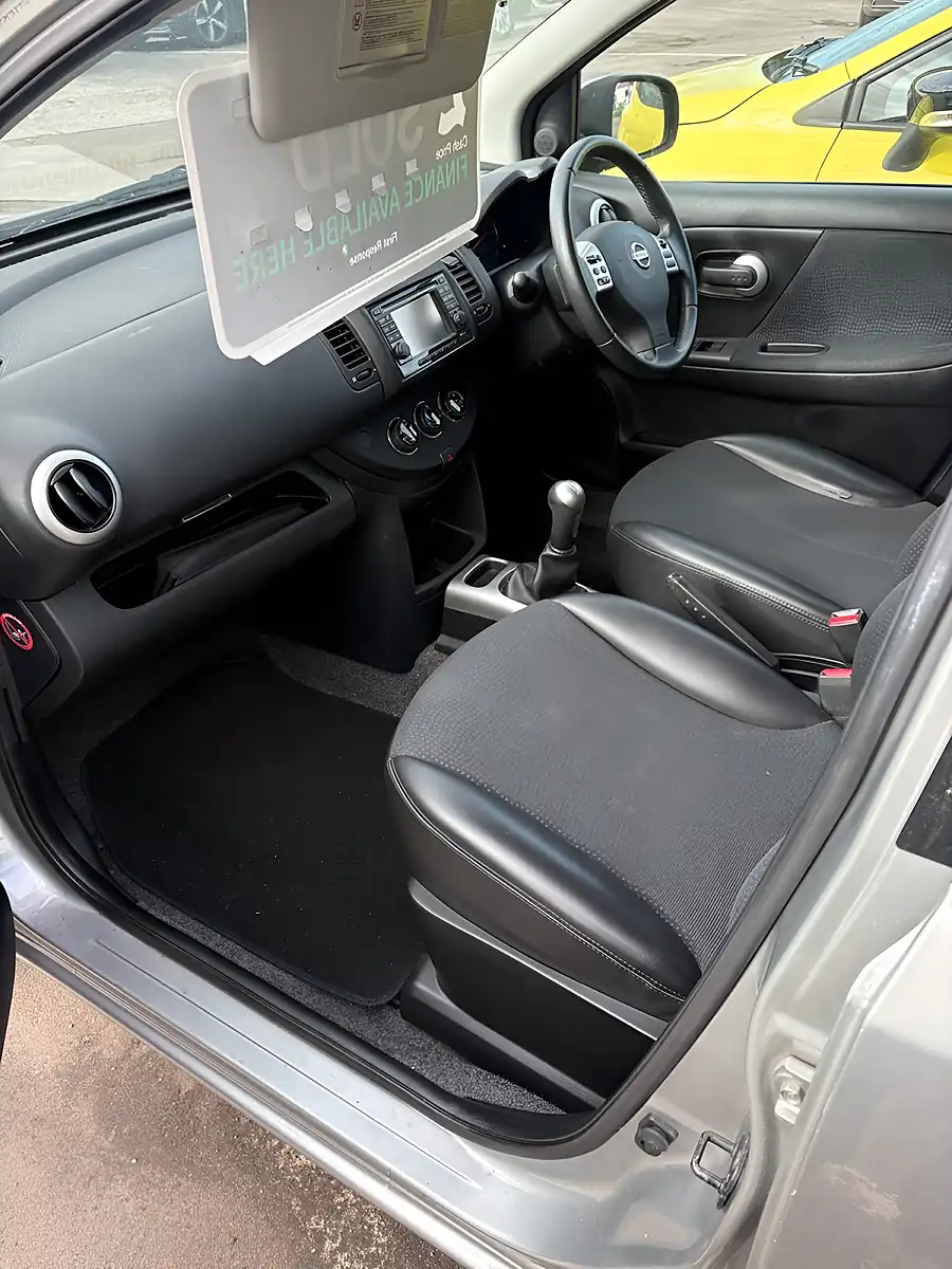 Used 2013 Nissan Note N-Tec+ Silver - Interior and Exterior details 6