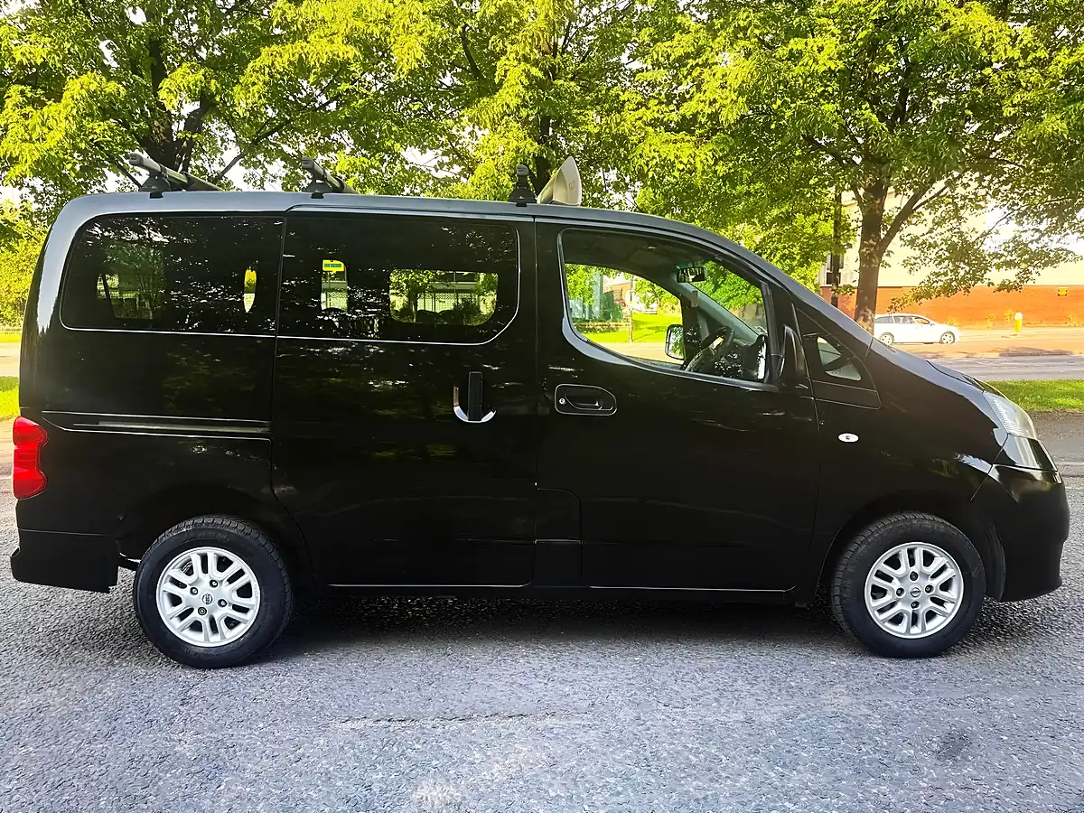 Used 2013 Nissan NV200 Acenta Black - Interior and Exterior details 10