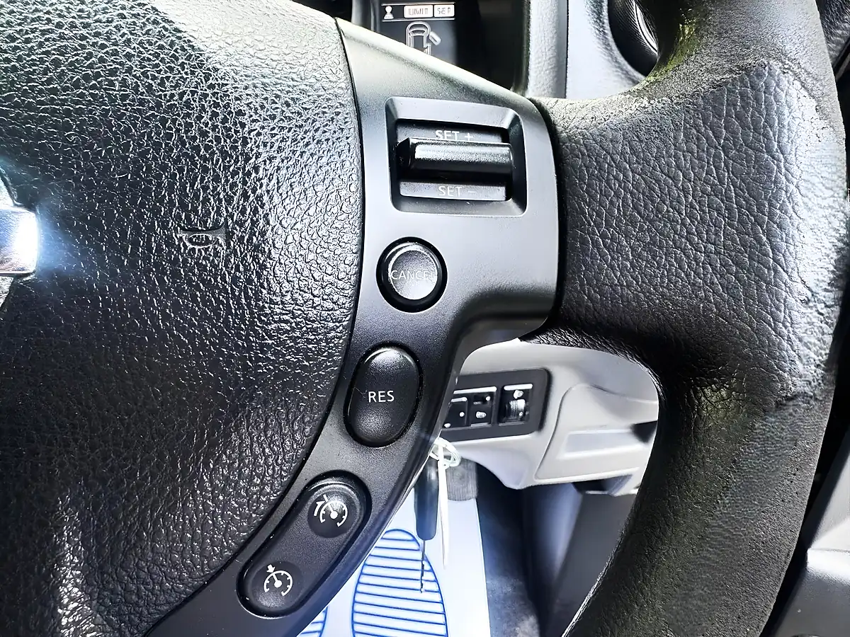 Used 2013 Nissan NV200 Acenta Black - Interior and Exterior details 15