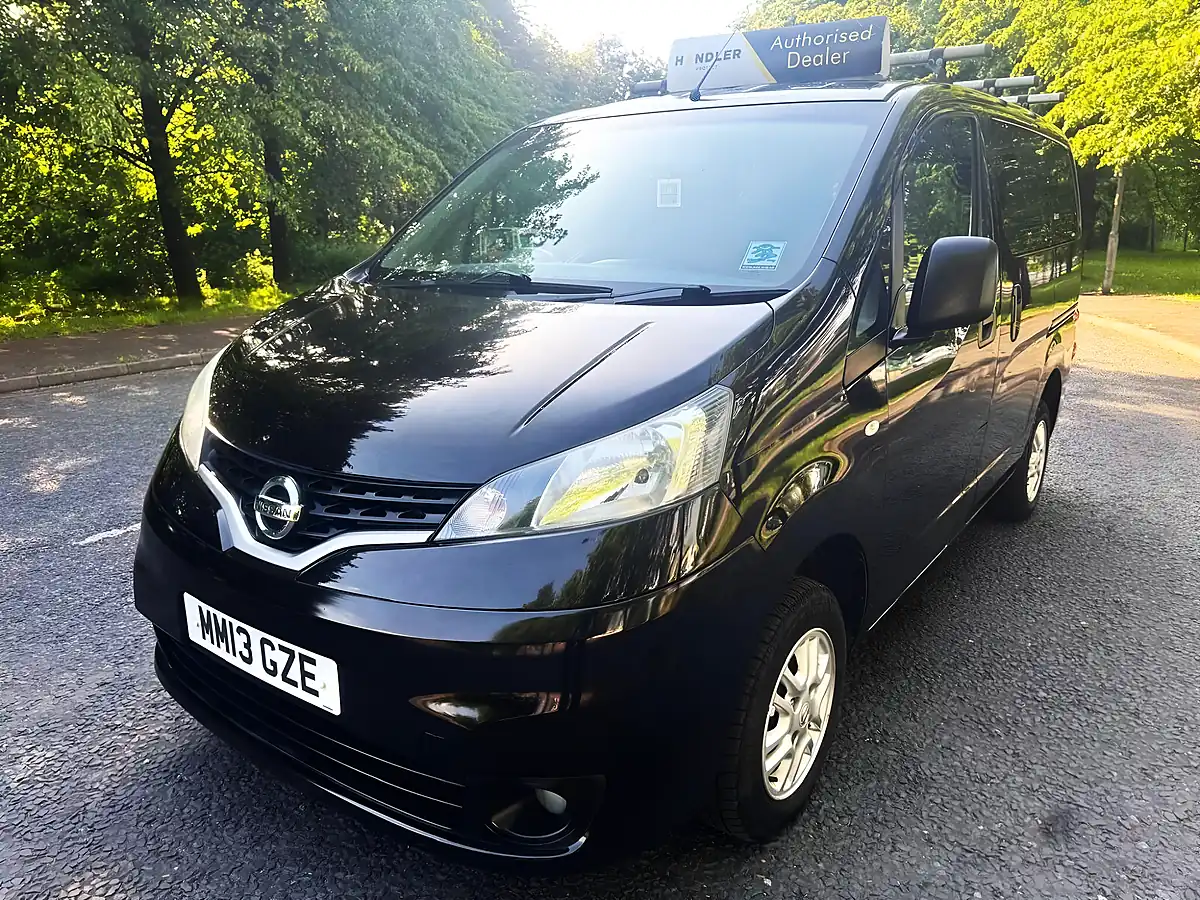 Used 2013 Nissan NV200 Acenta Black - Interior and Exterior details 4