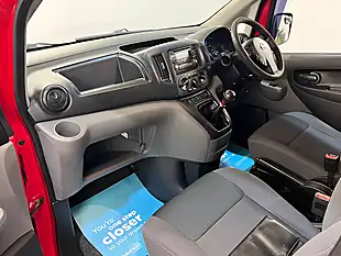 Used 2013 Nissan NV200 Se Red - Interior and Exterior details 17