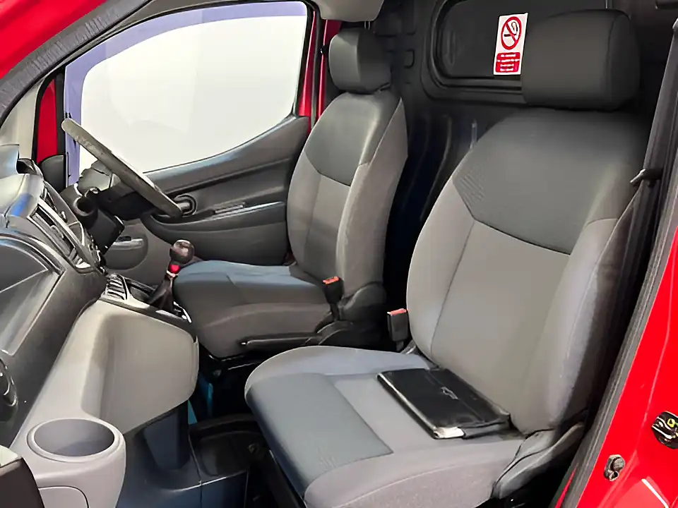 Used 2013 Nissan NV200 Se Red - Interior and Exterior details 19