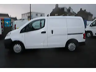 Used 2013 Nissan NV200 White - Interior and Exterior details 4