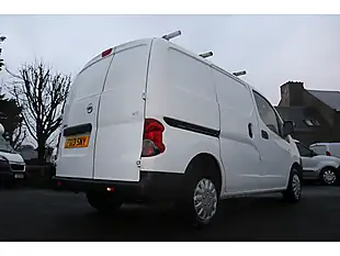 Used 2013 Nissan NV200 White - Interior and Exterior details 9