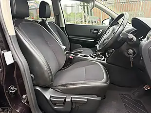 Used 2013 Nissan Qashqai 360 Black - Interior and Exterior details 10