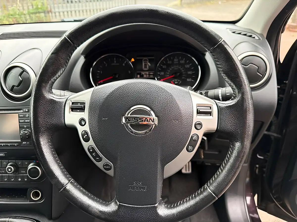 Used 2013 Nissan Qashqai 360 Black - Interior and Exterior details 16
