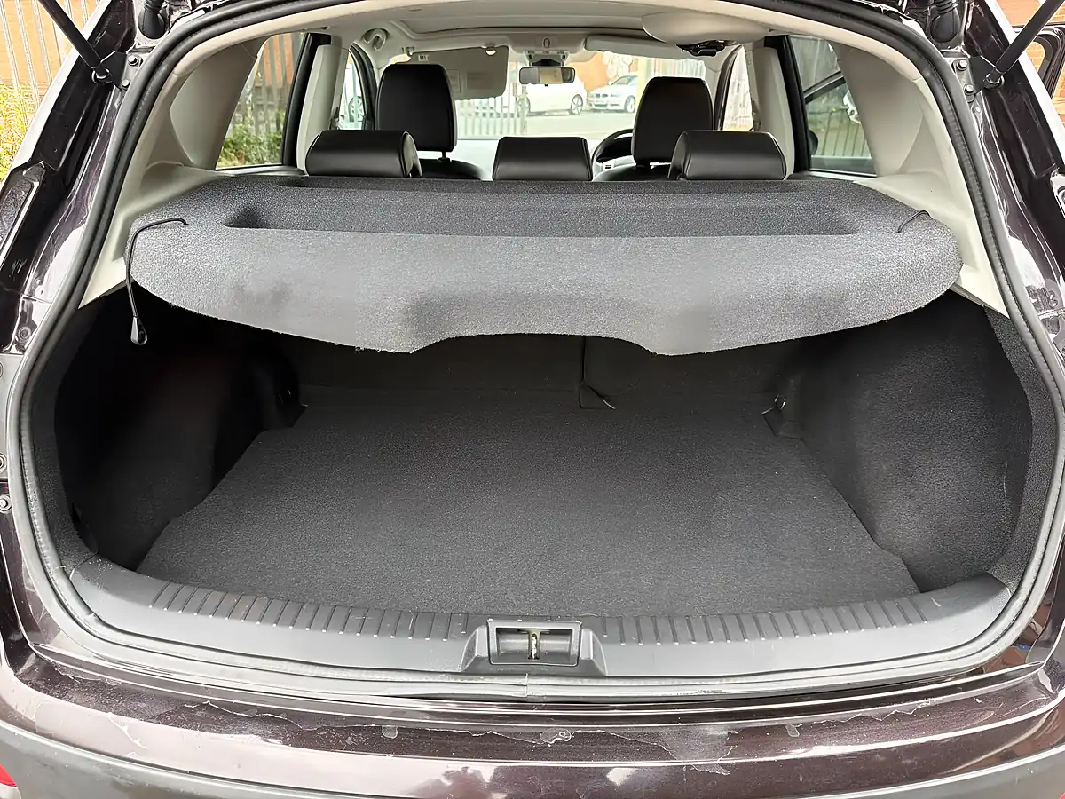 Used 2013 Nissan Qashqai 360 Black - Interior and Exterior details 17