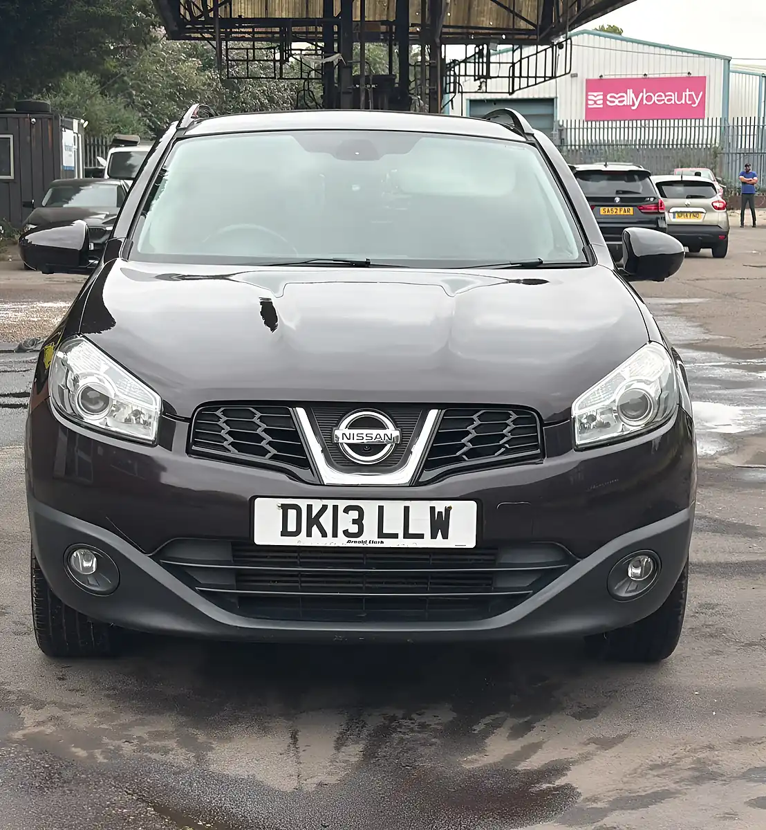 Used 2013 Nissan Qashqai 360 Black - Interior and Exterior details 2
