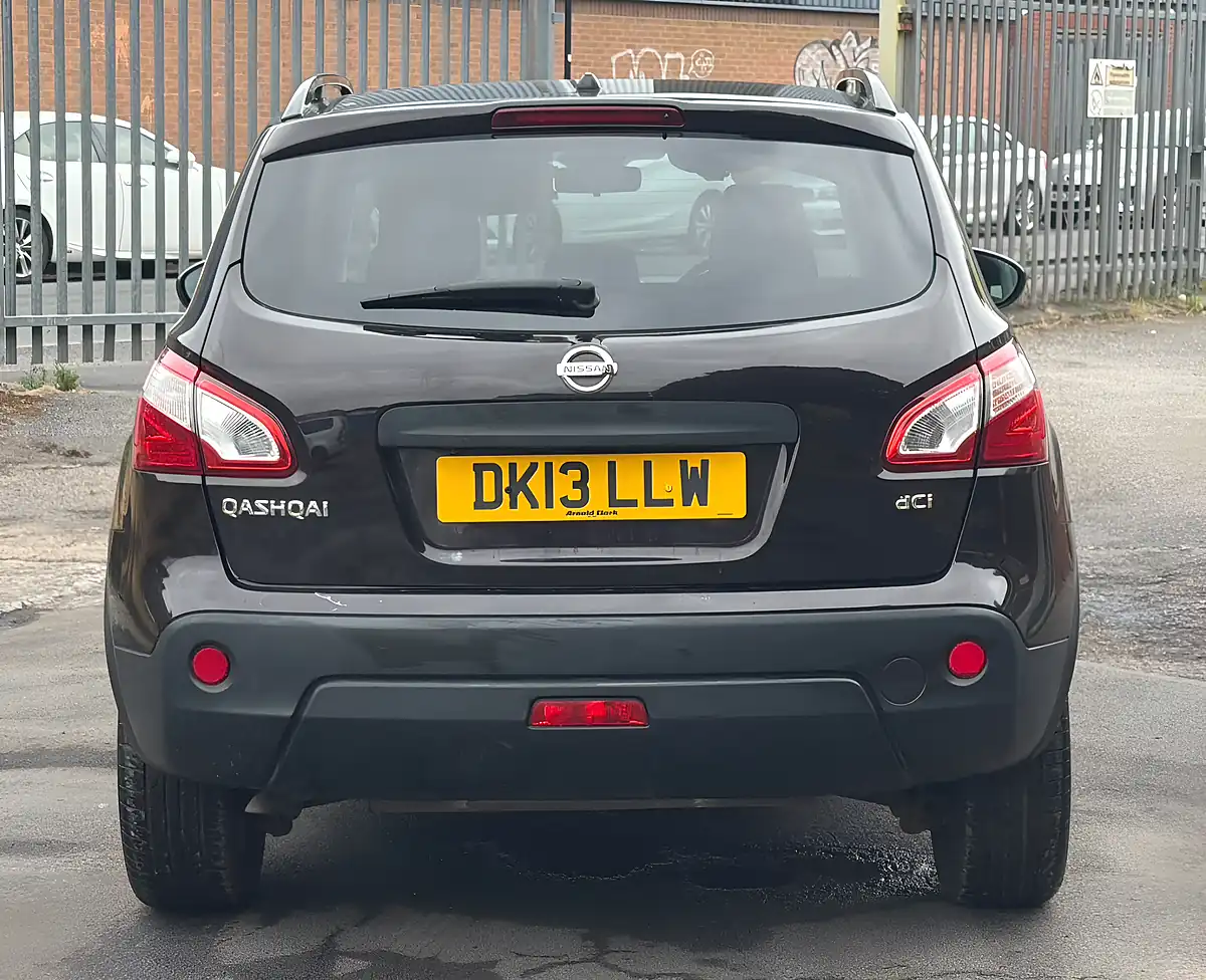 Used 2013 Nissan Qashqai 360 Black - Interior and Exterior details 6