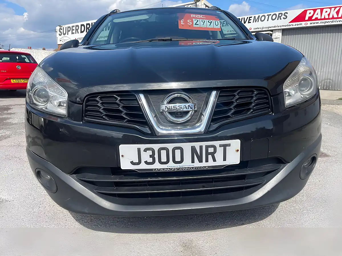 Used 2013 Nissan Qashqai 360 Black - Interior and Exterior details 2