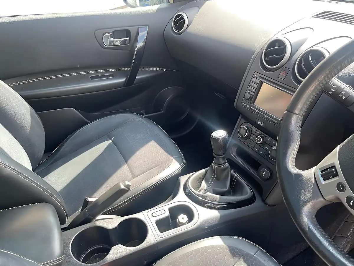 Used 2013 Nissan Qashqai 360 Black - Interior and Exterior details 20