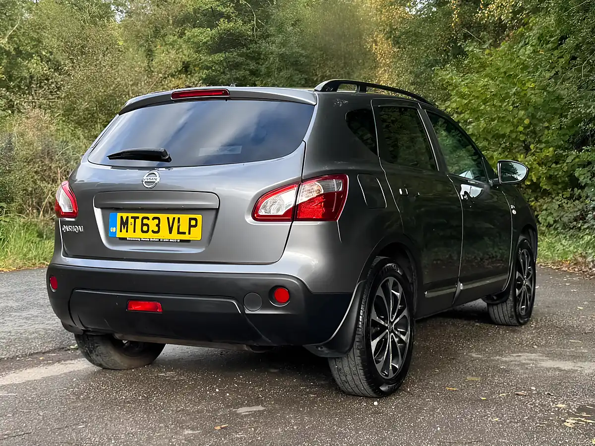 Used 2013 Nissan Qashqai 360 Grey - Interior and Exterior details 13