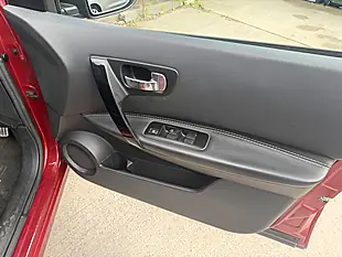 Used 2013 Nissan Qashqai 360 Plus 2 Red - Interior and Exterior details 13