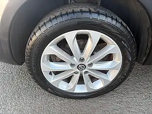 Used 2013 Nissan Qashqai 360 Silver - Interior and Exterior details 12