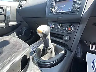 Used 2013 Nissan Qashqai 360 White - Interior and Exterior details 16