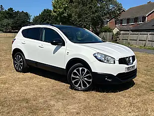 Used 2013 Nissan Qashqai 360 White - Interior and Exterior details 3