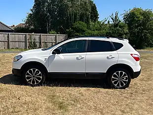 Used 2013 Nissan Qashqai 360 White - Interior and Exterior details 8