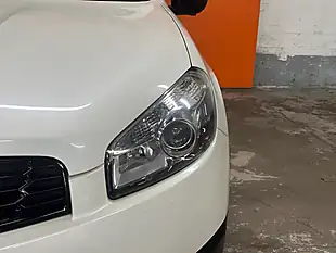 Used 2013 Nissan Qashqai 360 White - Interior and Exterior details 14