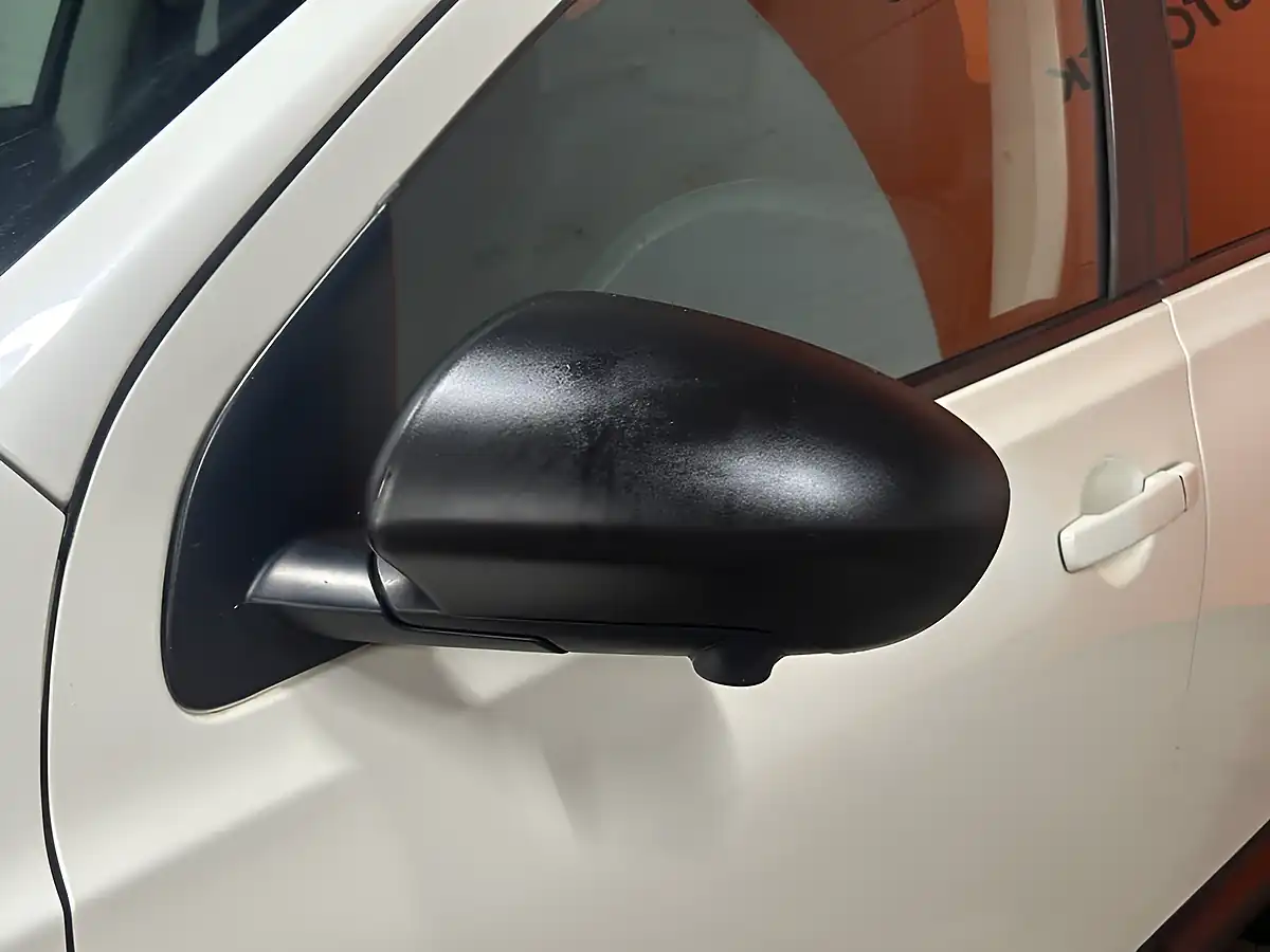 Used 2013 Nissan Qashqai 360 White - Interior and Exterior details 17