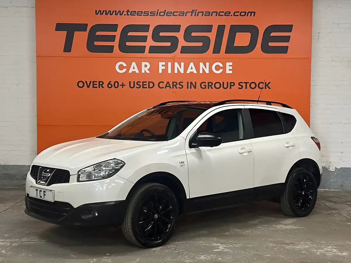 Used 2013 Nissan Qashqai 360 White - Interior and Exterior details 9